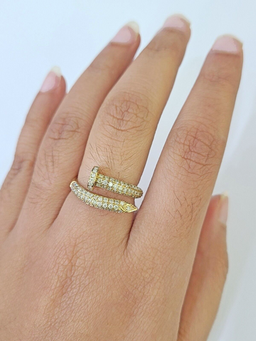 18KT Diamond Ring | Fancy diamond ring, Real diamond rings, Gold ring  designs